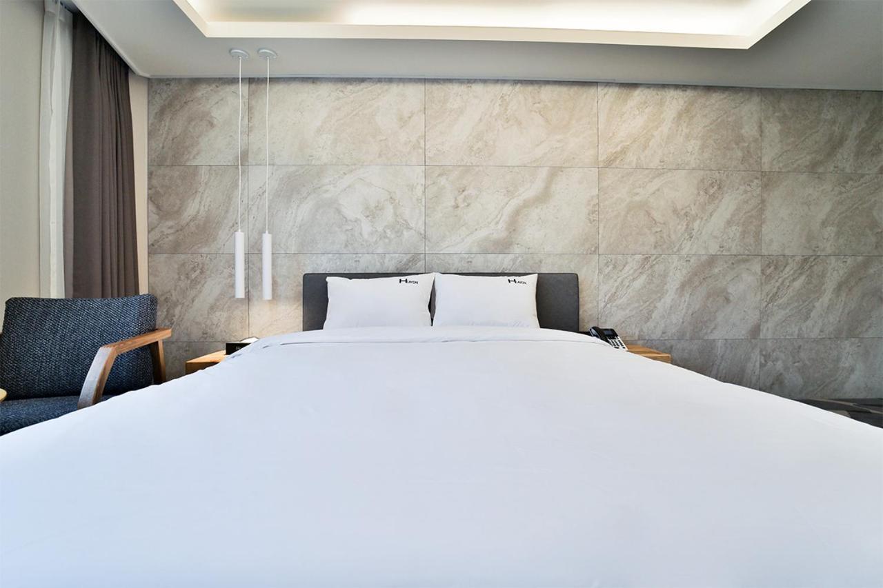 Hotel Haydn Пусан Екстериор снимка