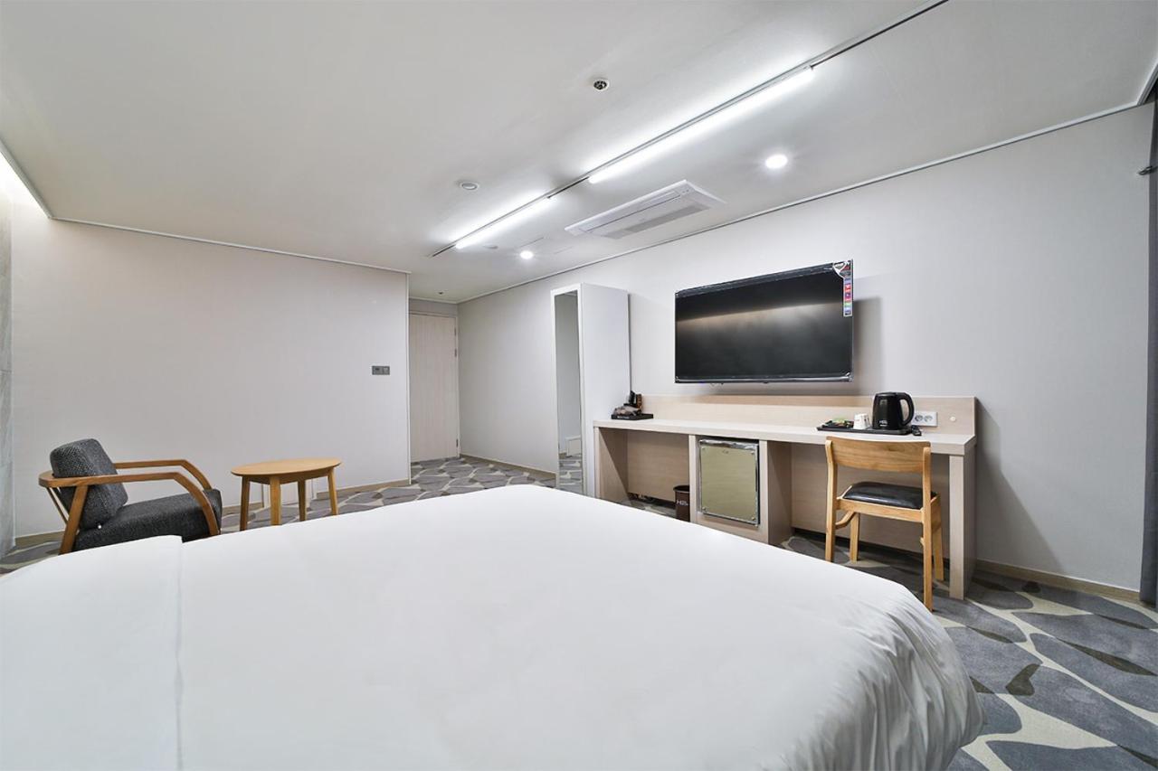 Hotel Haydn Пусан Екстериор снимка